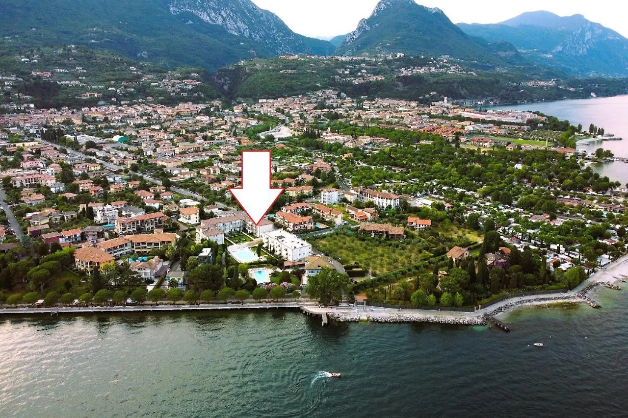 Garda Blue Home - Corte Fasanella - By Host4U Toscolano Maderno
