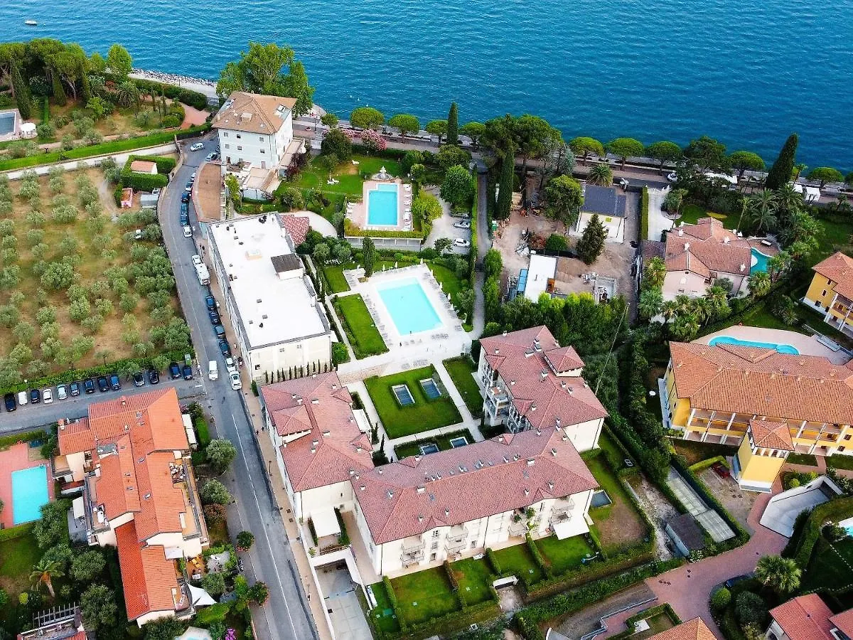 Garda Blue Home - Corte Fasanella - By Host4U Toscolano Maderno