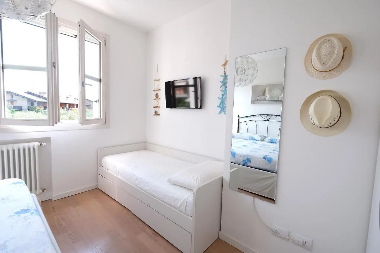 Garda Blue Home - Corte Fasanella - By Host4U Toscolano Maderno 0*,