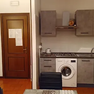 Apartment Casa Vittoria Toscolano-maderno, Toscolano-Maderno